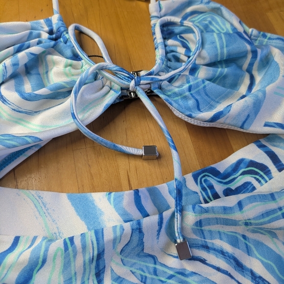 Suboo Agate Gathered Self-Tie One Piece Swimsuit Size Small NWOT - Picture 8 of 12